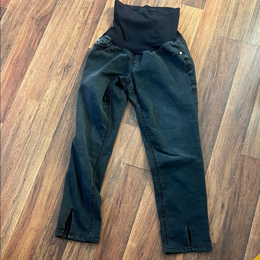 Black Maternity Jeggings with Stretchy Over Belly Waistband and Loose Fit